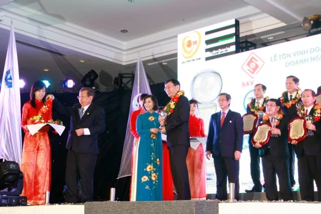 Lễ hội “Tôn vinh Doanh nghiệp” và trao danh hiệu “Doanh nghiệp Sài Gòn tiêu biểu năm 2011”
