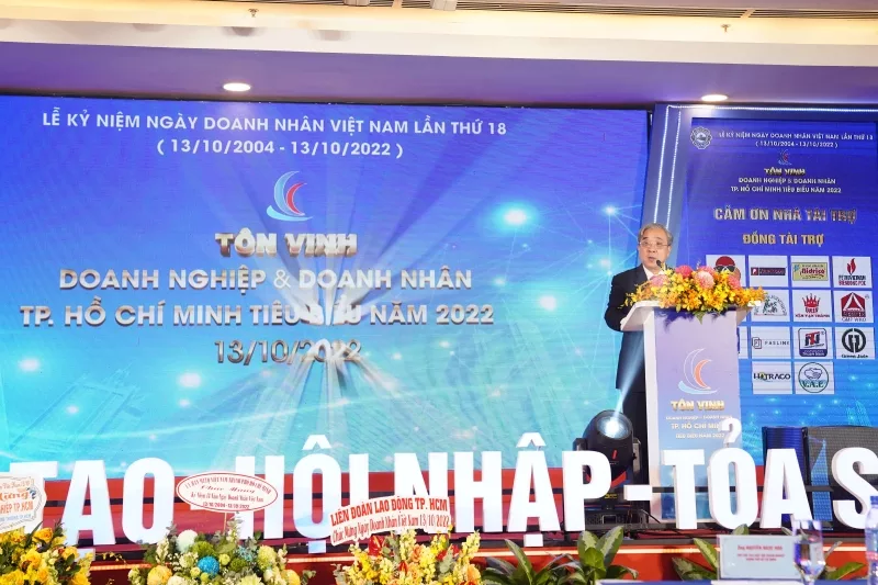 Ông Nguyễn Ngọc Hòa, Phó chủ tịch Hiệp hội Doanh nghiệp TPHCM phát biểu tại buổi lễ