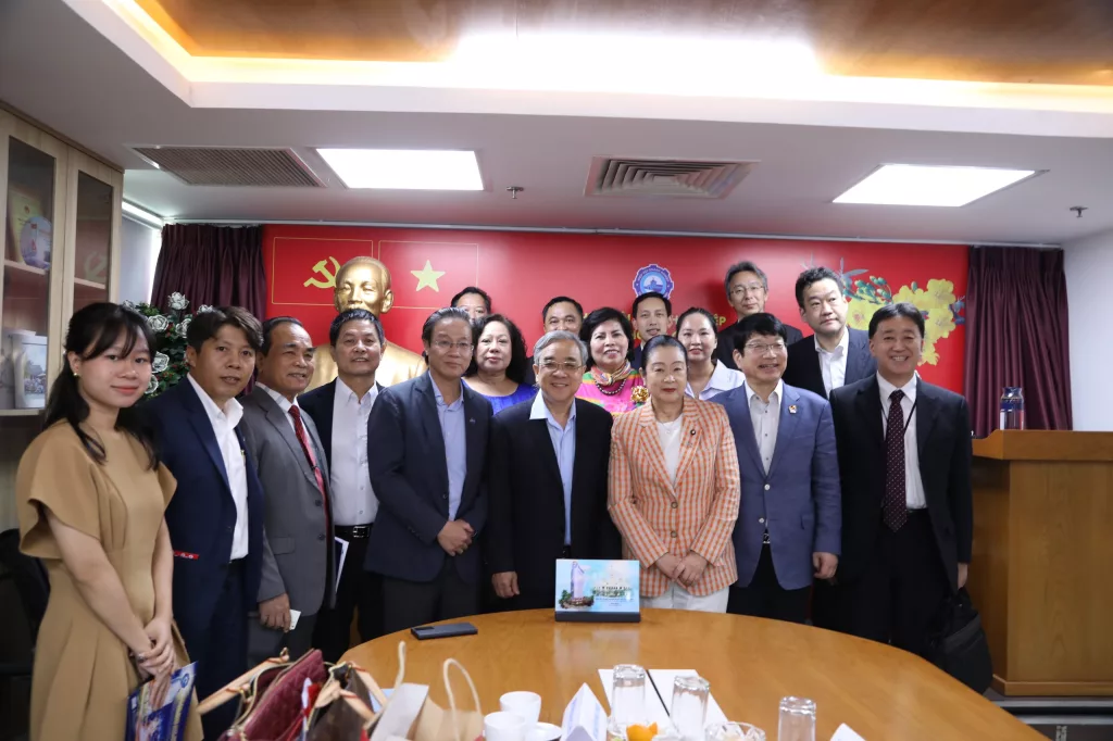 Hiệp hội doanh nghiệp TP. Hồ Chí Minh (HUBA) tiếp đón Đoàn Bộ Trưởng tái thiết Nhật Bản