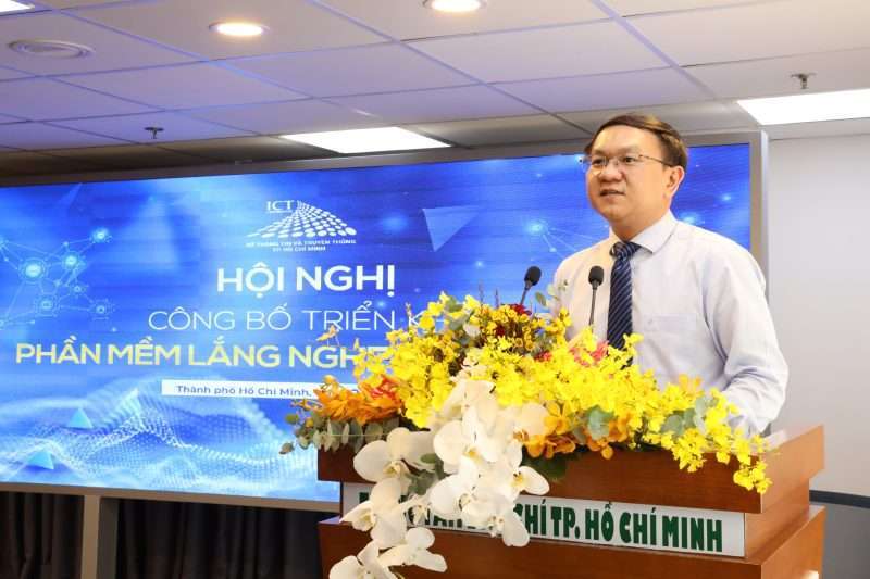 Giám đốc Sở Thông tin và Truyền thông TPHCM Lâm Đình Thắng phát biểu công bố Phần mềm lắng nghe mạng xã hội Social Beat.