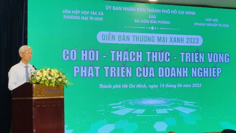 Ông Võ Văn Hoan - Phó Chủ tịch UBNDTP phát biểu tại diễn đàn