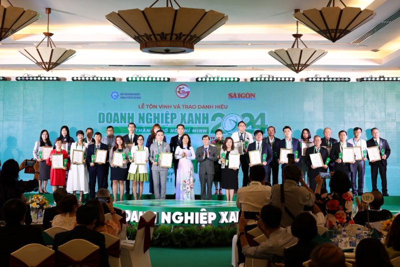 Lễ tôn vinh và trao danh hiệu Doanh nghiệp xanh năm 2024