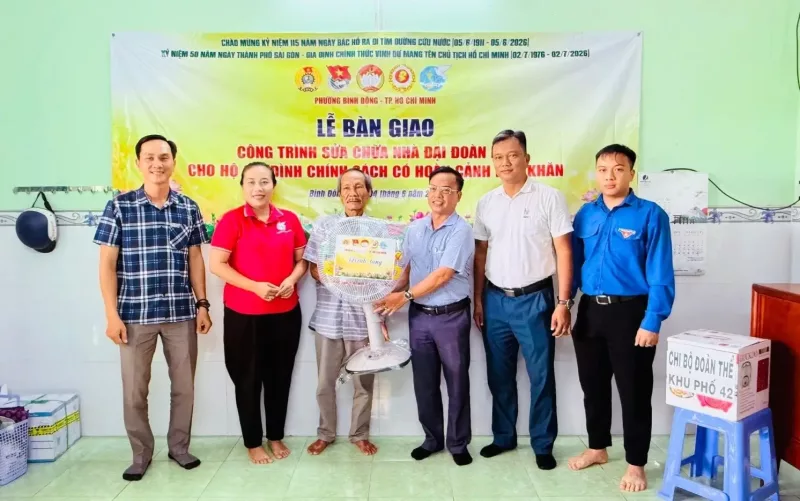 Tiếp tục thực hiện chuỗi hoạt động “Dân vận khéo” về an sinh xã hội, xây dựng “Không gian Văn hoá Hồ Chí Minh” quý II năm 2026 2 chuỗi hoạt động “Dân vận khéo” về an sinh xã hội, xây dựng “Không gian Văn hoá Hồ Chí Minh”-3