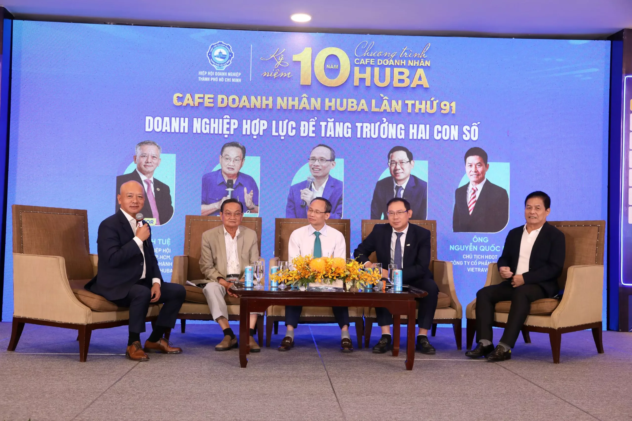 Doanh nghiệp hợp lực để tăng trưởng 2 con số tại Cà phê doanh nhân HUBA