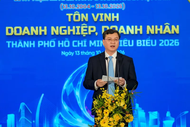Tôn vinh 100 doanh nghiệp tiêu biểu, 96 doanh nhân tiêu biểu năm 2026 3 Phó Chủ tịch UBND TPHCM Nguyễn Công Vinh phát biểu tại Lễ kỷ niệm Ngày Doanh nhân Việt Nam và tôn vinh Doanh nghiệp, Doanh nhân TPHCM tiêu biểu năm 2026
